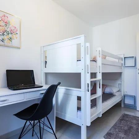 Petra Modern Apartment With Free Parking And Bbq Zadar Exterior photo