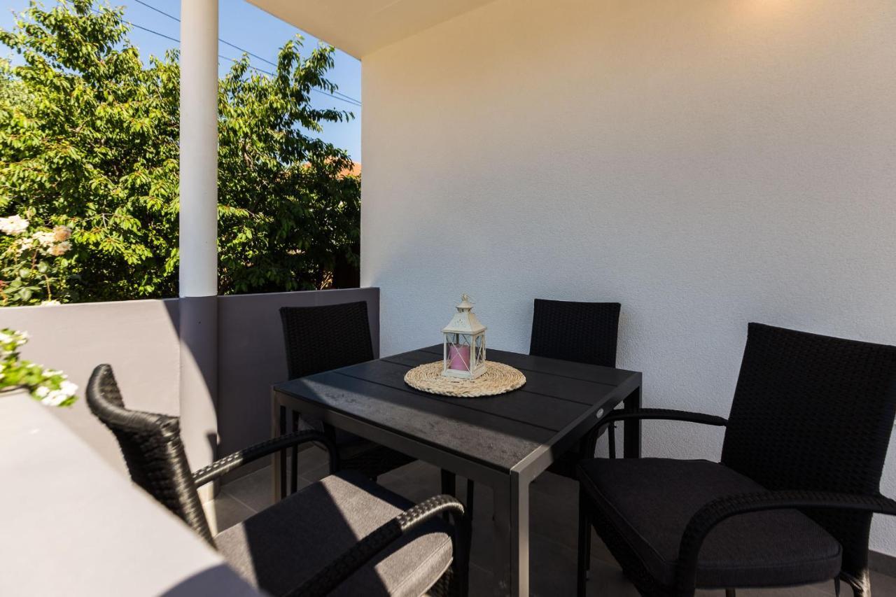 Apartment Petra Modern With Free Parking And Bbq